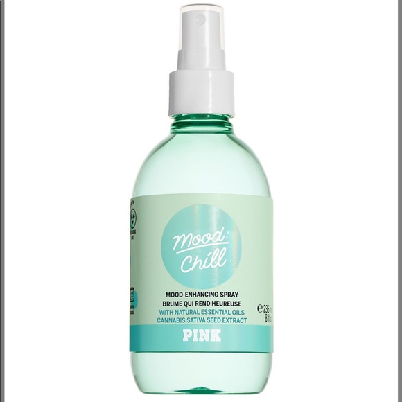 VS PINK Mood Enhancing Spray - Picture 2 of 4